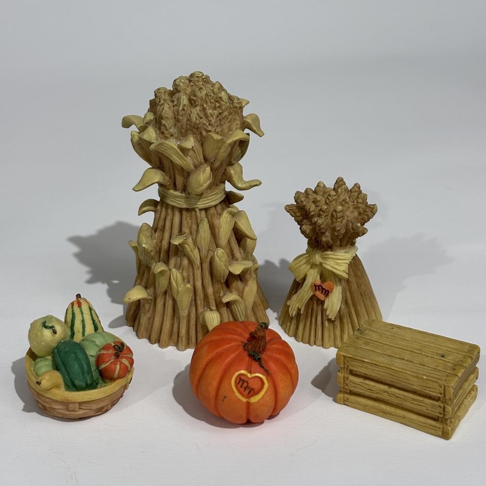 Mary's Moo Moos Fall Accessories Lot 1995 Enesco Corn Stalk Gourds Pumpkin Crate